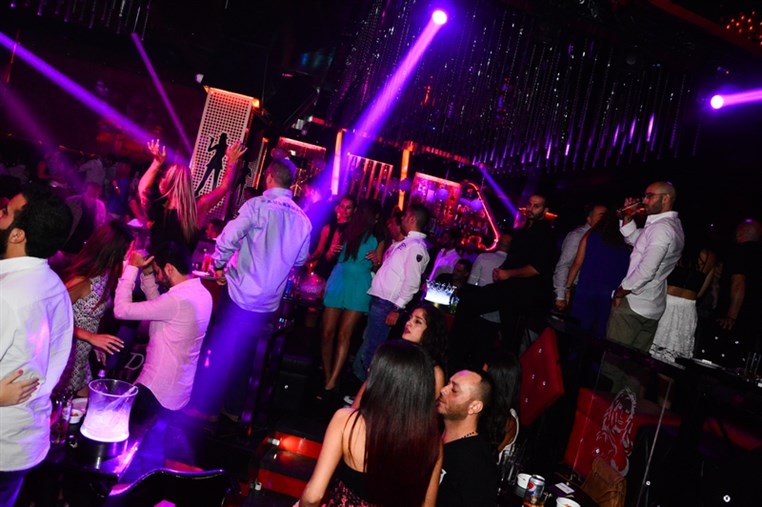 Diva Club On Saturday Night